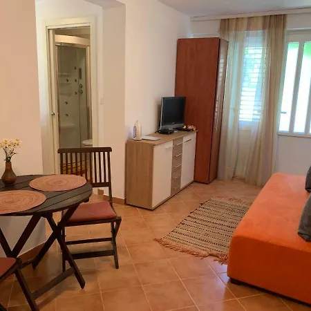 Apartmán Ap.galerija Istok-zapad 2 - 